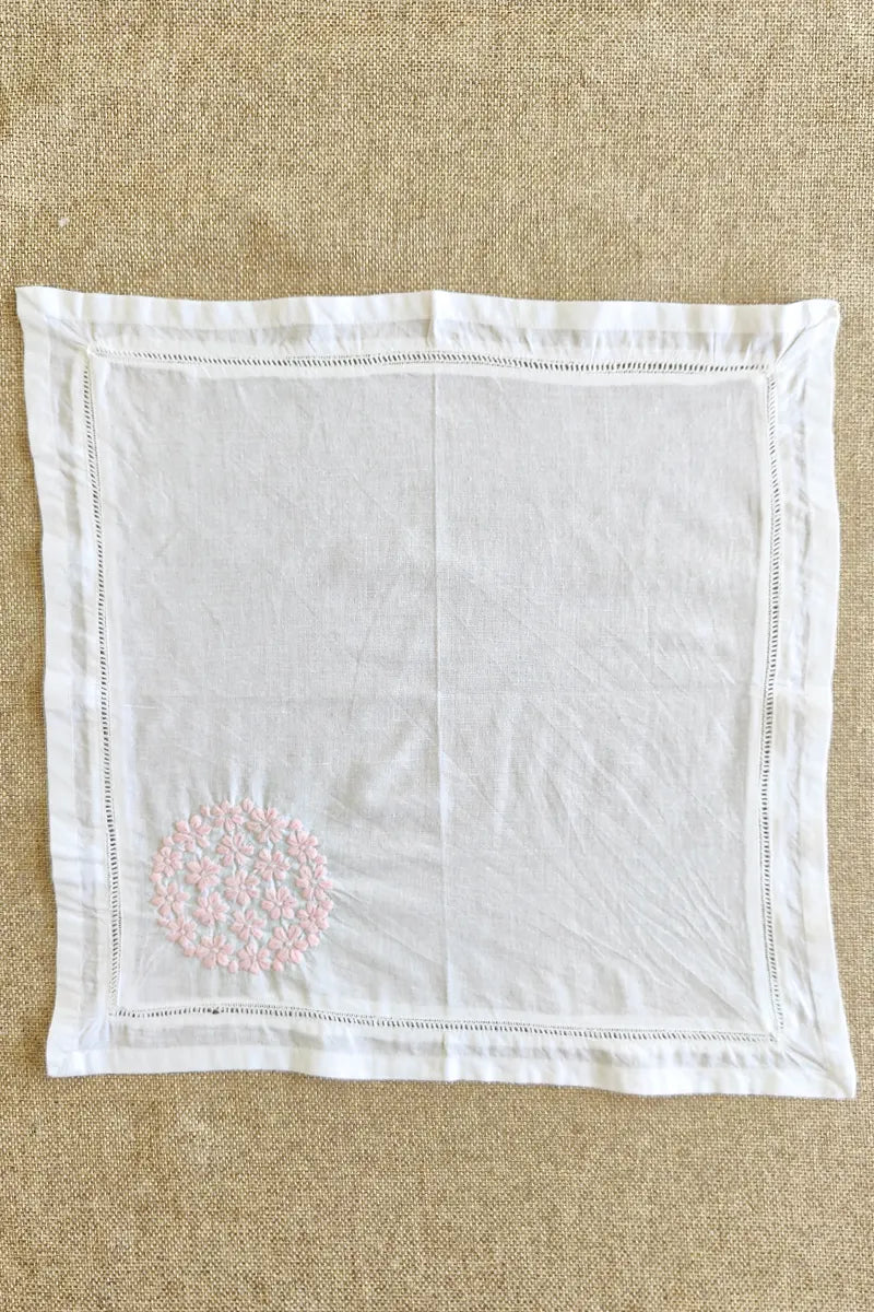 White Color Lucknowi Chikankari Face Napkins